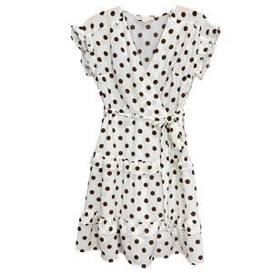 Women's Monteau Cream Polka Dot V-Neck Short Sleeve Wrap Style Belted Dress - M